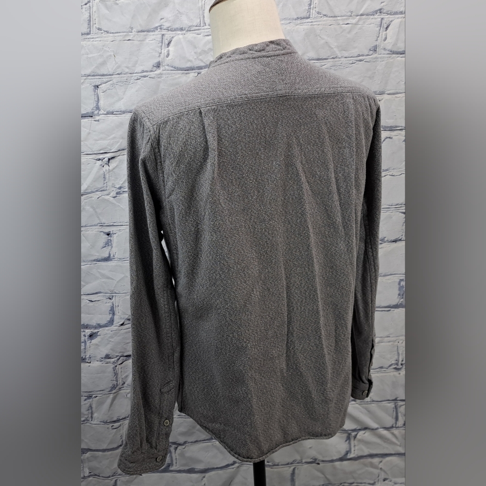Wings + Horns Men's Button Down Shirt Mandarin Collar Gray Medium - Picture 9 of 16
